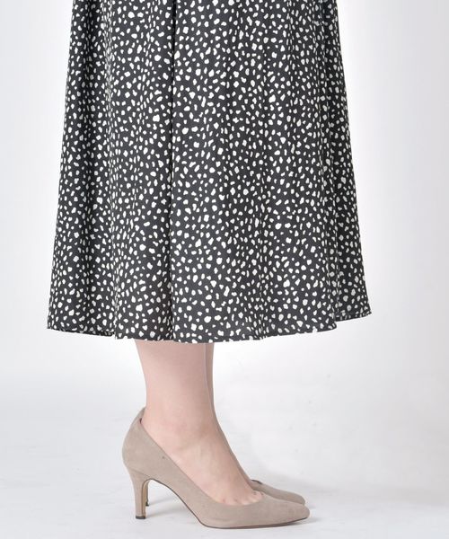 SHIPS(シップス)の「【手洗い可能】レオパードカッセンワンピース◇(ワンピース・レディース・ブラック/カーキ・ONE SIZE)」の7枚目の写真