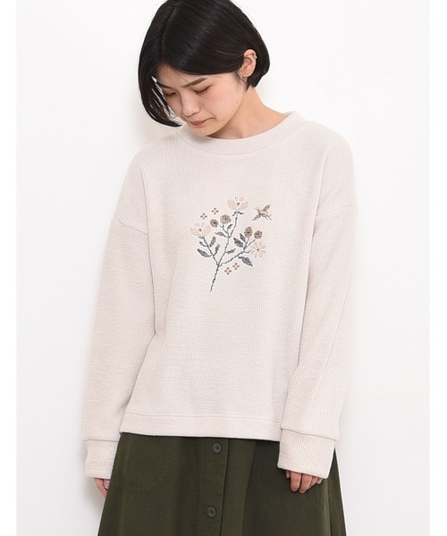 POU DOU DOU(プードゥドゥ)の「ニットソークロスステッチゆるトップス(Tシャツ/カットソー・レディース・ネイビー/ブラウン/アイボリー・3)」の5枚目の写真