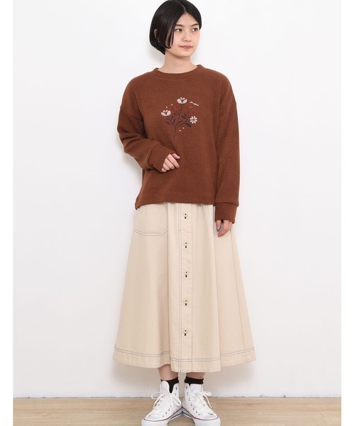 POU DOU DOU(プードゥドゥ)の「ニットソークロスステッチゆるトップス(Tシャツ/カットソー・レディース・ネイビー/ブラウン/アイボリー・3)」の10枚目の写真