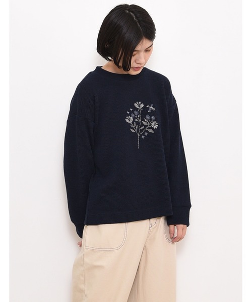 POU DOU DOU(プードゥドゥ)の「ニットソークロスステッチゆるトップス(Tシャツ/カットソー・レディース・ネイビー/ブラウン/アイボリー・3)」の12枚目の写真