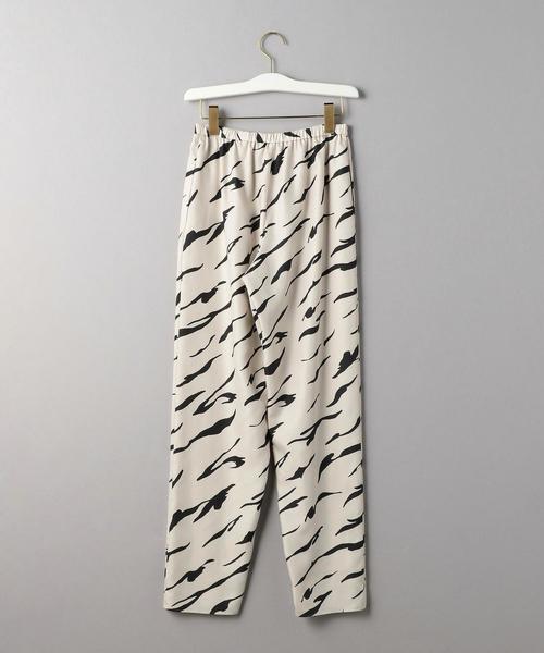 BEAUTY&YOUTH UNITED ARROWS（ビューティーアンドユースユナイテッドアローズ）の「BY ゼブラプリントイージーパンツо（その他パンツ・レディース・ブラック/ナチュラル・MEDIUM/SMALL）」の10枚目の写真