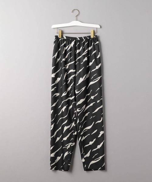 BEAUTY&YOUTH UNITED ARROWS（ビューティーアンドユースユナイテッドアローズ）の「BY ゼブラプリントイージーパンツо（その他パンツ・レディース・ブラック/ナチュラル・MEDIUM/SMALL）」の12枚目の写真