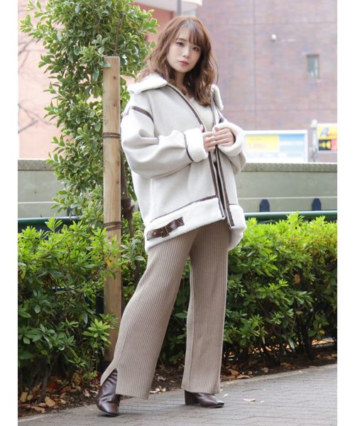 dazzlin（ダズリン）の「サイドスリットリブロングパンツ（その他パンツ・レディース・オレンジ/グリーン/アイボリー/ブラック・FREE）」の10枚目の写真