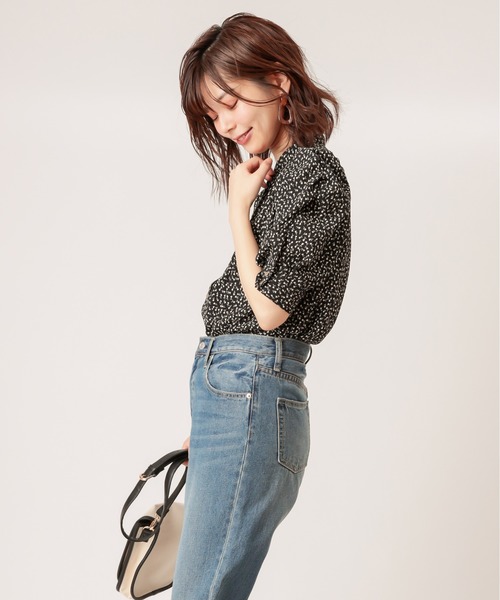 natural couture(ナチュラルクチュール)の「【WEB限定カラー有り】立体ギャザーパフ2WAYブラウス(シャツ/ブラウス・レディース・ブラック/オフホワイト/モカ/その他1・FREE)」の11枚目の写真