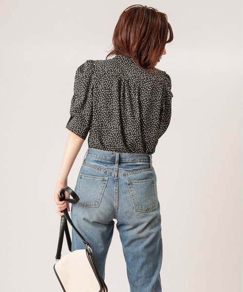 natural couture(ナチュラルクチュール)の「【WEB限定カラー有り】立体ギャザーパフ2WAYブラウス(シャツ/ブラウス・レディース・ブラック/オフホワイト/モカ/その他1・FREE)」の17枚目の写真