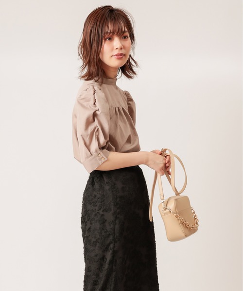 natural couture(ナチュラルクチュール)の「【WEB限定カラー有り】立体ギャザーパフ2WAYブラウス(シャツ/ブラウス・レディース・ブラック/オフホワイト/モカ/その他1・FREE)」の8枚目の写真