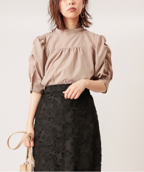 natural couture(ナチュラルクチュール)の「【WEB限定カラー有り】立体ギャザーパフ2WAYブラウス(シャツ/ブラウス・レディース・ブラック/オフホワイト/モカ/その他1・FREE)」の20枚目の写真