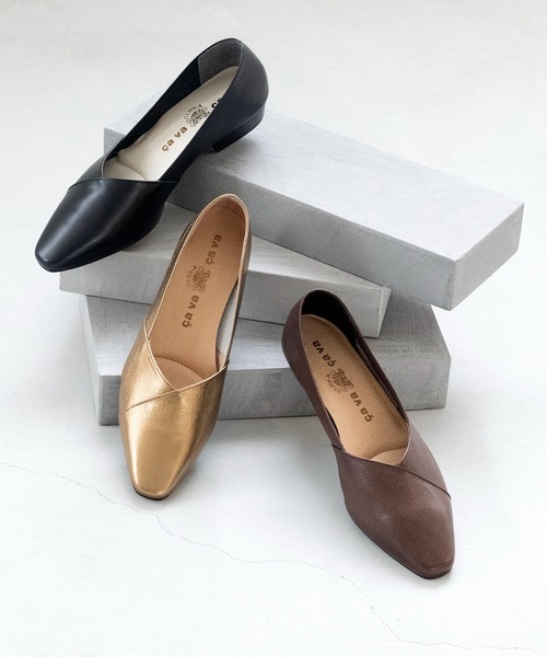 cava cava(サヴァサヴァ)の「Vカットフラットシューズ 3720395(パンプス・レディース・オフホワイト/ブラック/グレイッシュベージュ/カーキ/ワイン/ライトグレー/グレー/プラチナム/ライトグリーン/ブラウン/ネイビー/ダークブラウン/サンドベージュ/サンドグレー/シャンパン/ブロンズ・23.5cm/22.5cm/24.0cm/24.5cm/23.0cm/22.0cm/25.0cm/23cm/24cm)」の16枚目の写真