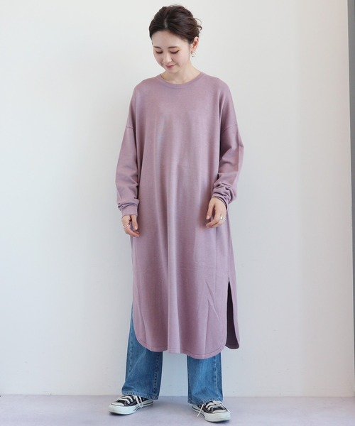 AMERICAN HOLIC（アメリカンホリック）の「深ラウンドネックリラックスワンピース ＊（ワンピース・レディース・ライトグレー/ブラック/ピンク/ベージュ・FREE）」の2枚目の写真