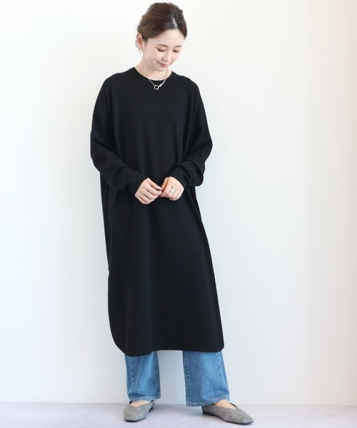 AMERICAN HOLIC（アメリカンホリック）の「深ラウンドネックリラックスワンピース ＊（ワンピース・レディース・ライトグレー/ブラック/ピンク/ベージュ・FREE）」の3枚目の写真