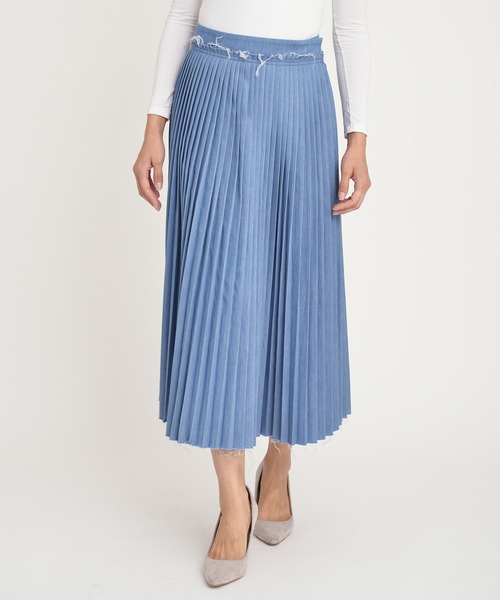 YANUK（ヤヌーク）の「プリーツ デニムスカート - Pleats Denim Skirt 