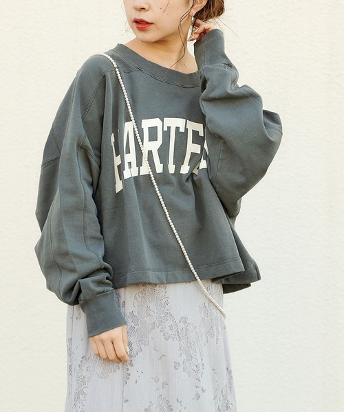 Chico（チコ）の「ショート丈デカロゴスウェット（スウェット・レディース・ネイビー/アイボリー/ライトグレー/チャコールグレー・FREE）」の14枚目の写真