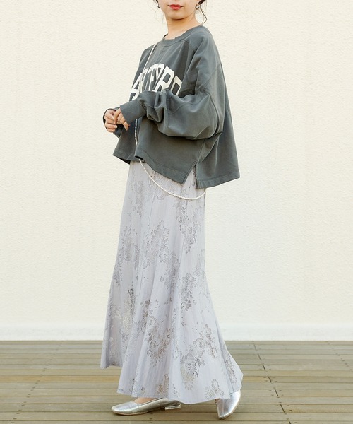 Chico（チコ）の「ショート丈デカロゴスウェット（スウェット・レディース・ネイビー/アイボリー/ライトグレー/チャコールグレー・FREE）」の19枚目の写真