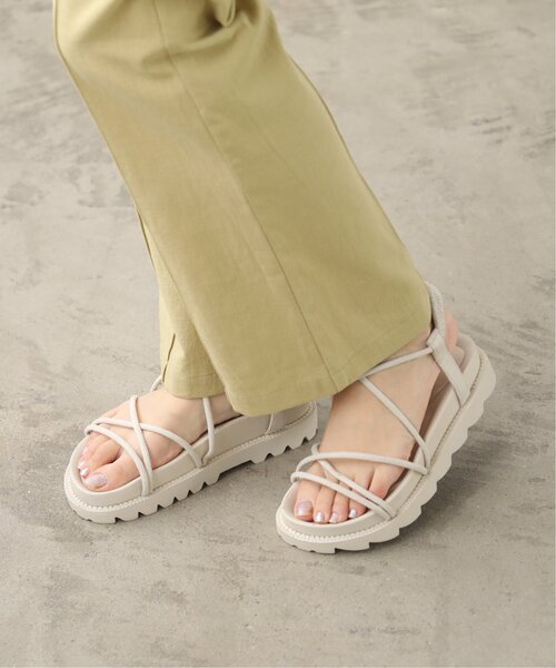 RAY CASSIN(レイカズン)の「ナロースポサン(サンダル・レディース・ブラック/ピンク/キナリ・MEDIUM/LARGE)」の19枚目の写真