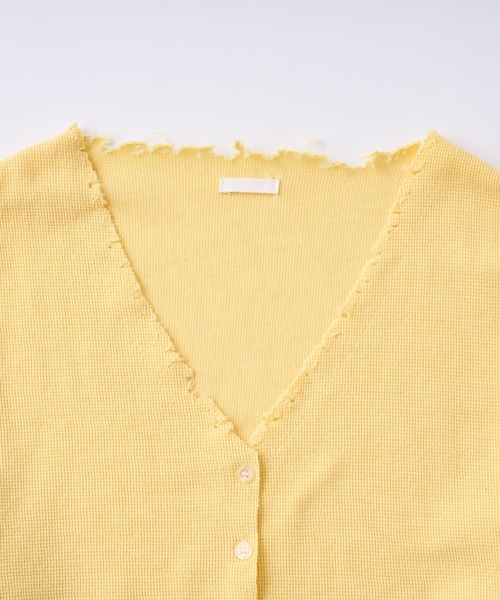 WHO'S WHO gallery(フーズフーギャラリー)の「ワッフルダメージカーデ(カーディガン/ボレロ・レディース・サックスブルー/オートミール/イエロー×グリーン/レモンイエロー/ブラック・FREE)」の11枚目の写真