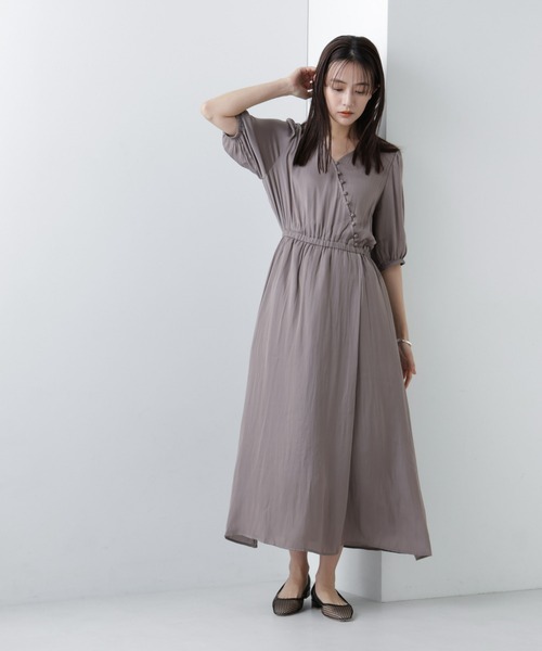 NANO universe（ナノユニバース）の「【WEB限定】サテンマキシカシュクールワンピース（ワンピース・レディース・グレー系その他4/チャコール・マルチサイズ）」の7枚目の写真