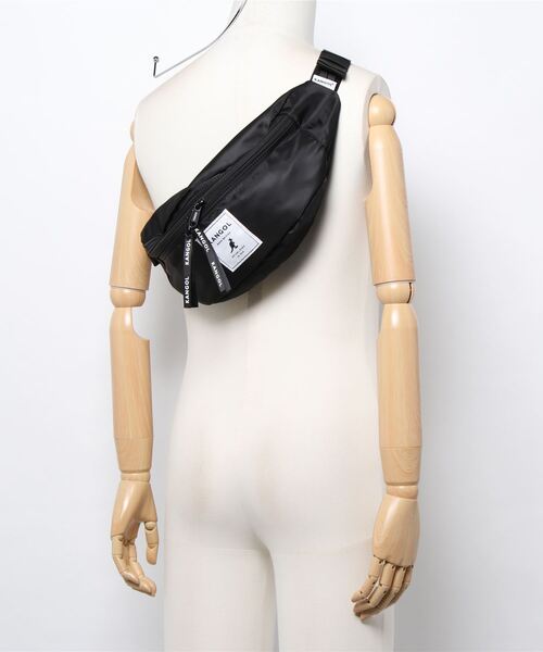 KANGOL（カンゴール）の「【KANGOL/カンゴール】 シンプルタグ ウエストバッグ（ボディバッグ/ウエストポーチ・メンズ・ライトグレー/グレー/ブラック・FREE）」の4枚目の写真