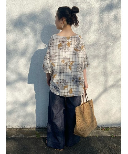 BEARDSLEY（ビアズリー）の「チェックフラワーブラウス（シャツ/ブラウス・レディース・パープル/イエロー・FREE）」の3枚目の写真