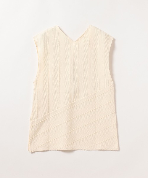 Ray BEAMS(レイビームス)の「Ray BEAMS / ヘリンボーン サイド スリット Vネック カットソー(Tシャツ/カットソー・レディース・オフホワイト/ブラック/ミント・ONE SIZE)」の4枚目の写真