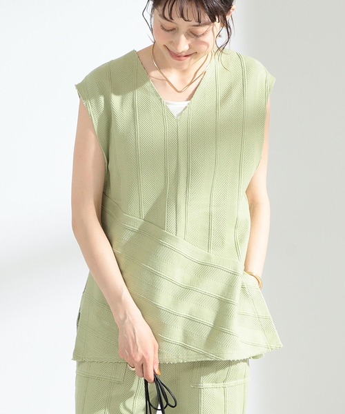 Ray BEAMS(レイビームス)の「Ray BEAMS / ヘリンボーン サイド スリット Vネック カットソー(Tシャツ/カットソー・レディース・オフホワイト/ブラック/ミント・ONE SIZE)」の10枚目の写真