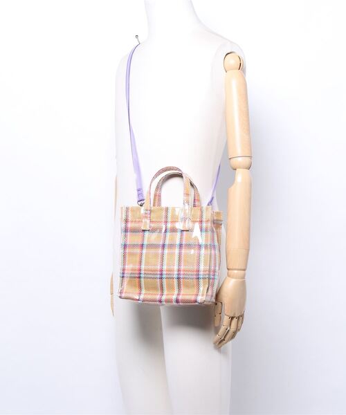 ACCOMMODE（アコモデ）の「ガーデンチェックバッグ（ショルダーバッグ・レディース・グリーン/ベージュ/ブラック・FREE）」の9枚目の写真