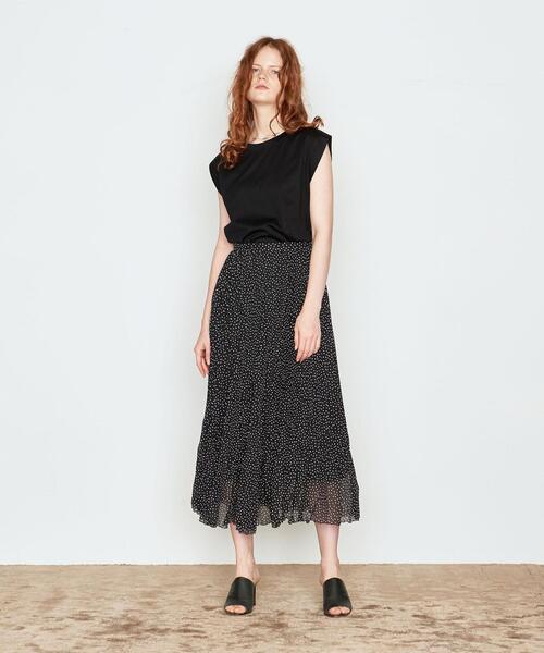 AEWEN MATOPH(イウエン マトフ)の「<AEWEN MATOPH(イウエン マトフ)>コットン クルーネック ノースリーブTシャツ◆(Tシャツ/カットソー・レディース・ホワイト/ブラック/イエロー/ライトピンク/モカ・FREE)」の2枚目の写真