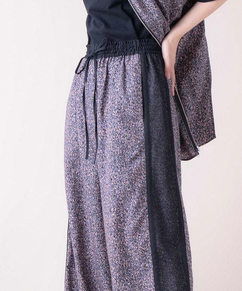 La SRIC（ラスリック）の「La SRIC / メランジ柄イージーパンツ【セットアップ可】（その他パンツ・レディース・チャコールグレー/グリーン・38）」の19枚目の写真