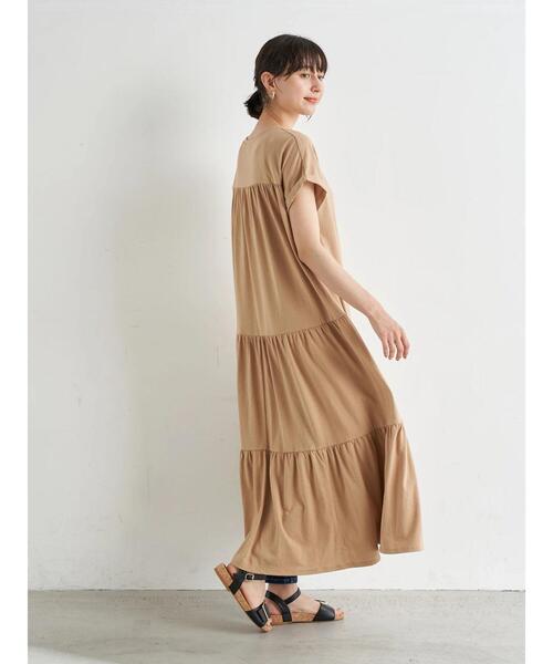 earth music&ecology（アースミュージックアンドエコロジー）の「バックティアードカットワンピース　＊（ワンピース・レディース・ブラック/ラベンダー/ベージュ・FREE）」の5枚目の写真