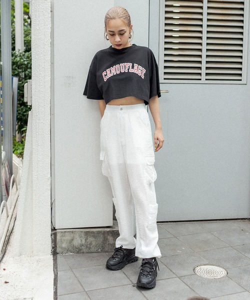 RASVOA(ラスボア)の「シアーメニーポケットパンツ(カーゴパンツ・レディース・オフホワイト/ブラック・FREE)」の17枚目の写真