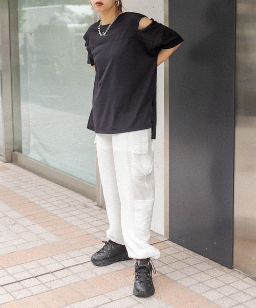 RASVOA(ラスボア)の「シアーメニーポケットパンツ(カーゴパンツ・レディース・オフホワイト/ブラック・FREE)」の18枚目の写真