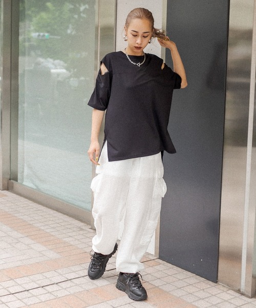 RASVOA(ラスボア)の「シアーメニーポケットパンツ(カーゴパンツ・レディース・オフホワイト/ブラック・FREE)」の19枚目の写真