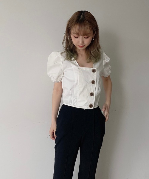 FREE'S MART（フリーズマート）の「◆フロントボタン配色ステッチ短丈ブラウス（シャツ/ブラウス・レディース・ホワイト/ベージュ/パープル・FREE）」の14枚目の写真