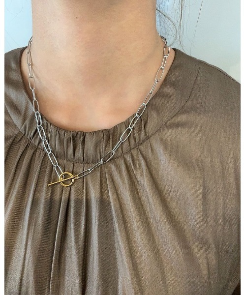 mou（モウ）の「シルバー×ゴールドマンテルシンプルネックレス（ネックレス・レディース・シルバー×ゴールド・FREE）」の2枚目の写真