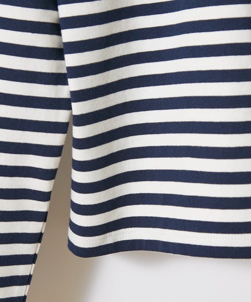 CIAOPANIC（チャオパニック）の「ボーダーカットタートルネックトップス（Tシャツ/カットソー・レディース・ブラック/ネイビー/ブラウン・FREE）」の4枚目の写真