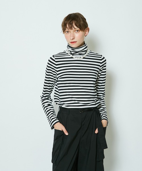 CIAOPANIC（チャオパニック）の「ボーダーカットタートルネックトップス（Tシャツ/カットソー・レディース・ブラック/ネイビー/ブラウン・FREE）」の15枚目の写真