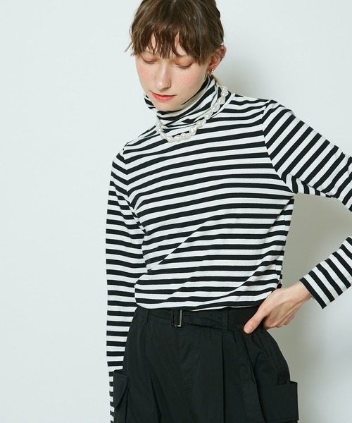 CIAOPANIC（チャオパニック）の「ボーダーカットタートルネックトップス（Tシャツ/カットソー・レディース・ブラック/ネイビー/ブラウン・FREE）」の18枚目の写真