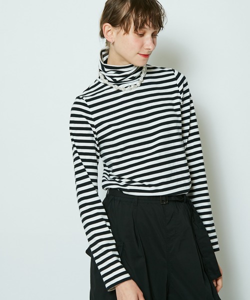 CIAOPANIC（チャオパニック）の「ボーダーカットタートルネックトップス（Tシャツ/カットソー・レディース・ブラック/ネイビー/ブラウン・FREE）」の19枚目の写真