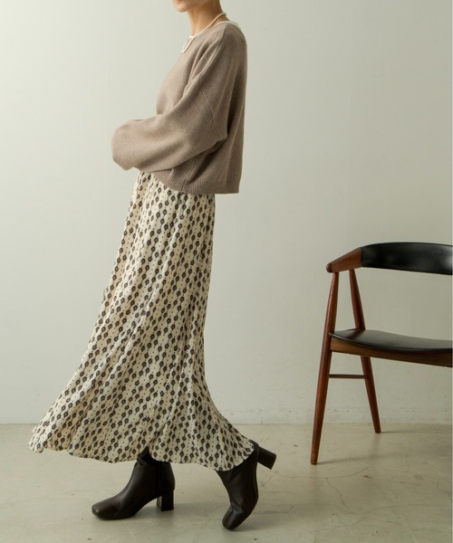 ANGIE(アンジー)の「スクエアトゥロングブーツ(ブーツ・レディース・ブラック/ダークブラウン・SMALL/MEDIUM/LARGE/X-LARGE)」の12枚目の写真