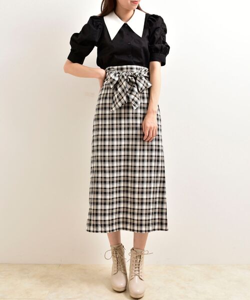 MAJESTIC LEGON（マジェスティックレゴン）の「ハイウエストIラインスカート（スカート・レディース・ブラウン系その他2/ブラック系その他/ブラック・SMALL/MEDIUM）」の2枚目の写真