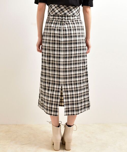 MAJESTIC LEGON（マジェスティックレゴン）の「ハイウエストIラインスカート（スカート・レディース・ブラウン系その他2/ブラック系その他/ブラック・SMALL/MEDIUM）」の8枚目の写真