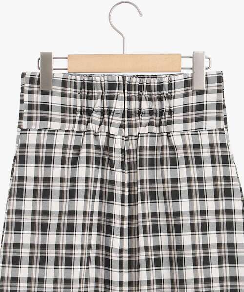 MAJESTIC LEGON（マジェスティックレゴン）の「ハイウエストIラインスカート（スカート・レディース・ブラウン系その他2/ブラック系その他/ブラック・SMALL/MEDIUM）」の15枚目の写真