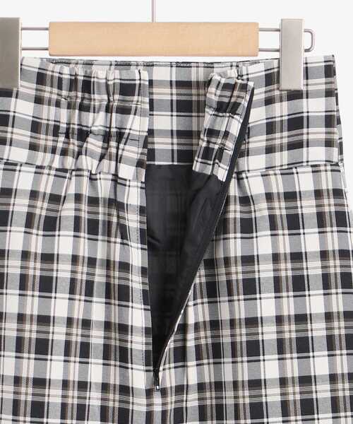 MAJESTIC LEGON（マジェスティックレゴン）の「ハイウエストIラインスカート（スカート・レディース・ブラウン系その他2/ブラック系その他/ブラック・SMALL/MEDIUM）」の13枚目の写真