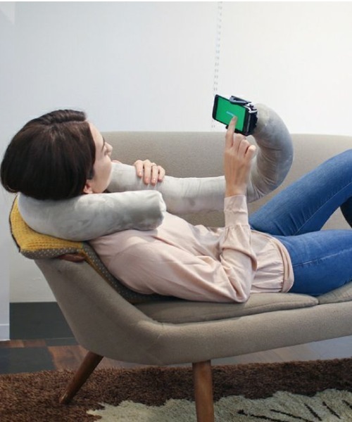 BIRTHDAY BAR(バースデイバー)の「モバイルピロー / スマホ クッション(クッション/クッションカバー・レディース・ネイビー/グレー・フリー)」の5枚目の写真