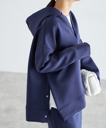 each（イーチ）の「サイドスナップボタンVネックダンボールパーカー（パーカー）」