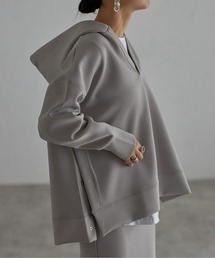 each（イーチ）の「サイドスナップボタンVネックダンボールパーカー（パーカー）」