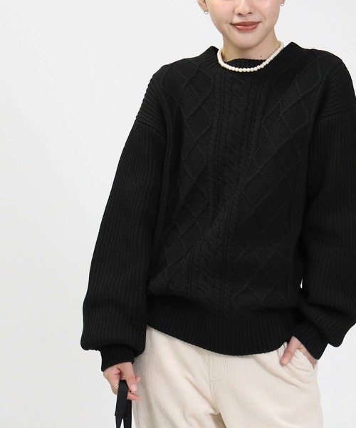 HONEYSUCKLE ROSE（ハニーサックルローズ）の「【HONEYSUCKLE ROSE】洗える軽ふわケーブルニット（ニット/セーター・レディース・ライトグレー/ブルー/ブラウン/ピンク/オフホワイト/ブラック・M/S/L）」の13枚目の写真