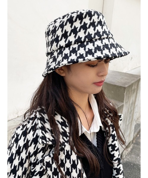 ENVYM（アンビー）の「パターンバケットハット（ハット・レディース・ベージュ/ブラック/ゼブラ・FREE）」の2枚目の写真