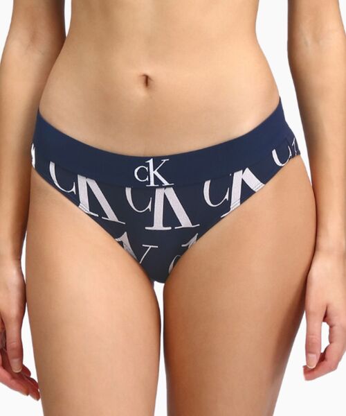 Calvin Klein Underwear(カルバンクラインアンダーウェア)の「CK ONE プラッシュ ビキニ(ショーツ・レディース・グレー系その他/ブルー系その他・S/M/L/XS)」の2枚目の写真