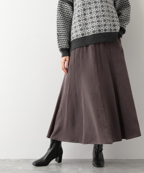 GLOBAL WORK（グローバルワーク）の「ビンテージサテンフレアスカート/257150（スカート・レディース・ブラック/その他/ダークグレー/ブルー系その他6・FREE）」の6枚目の写真