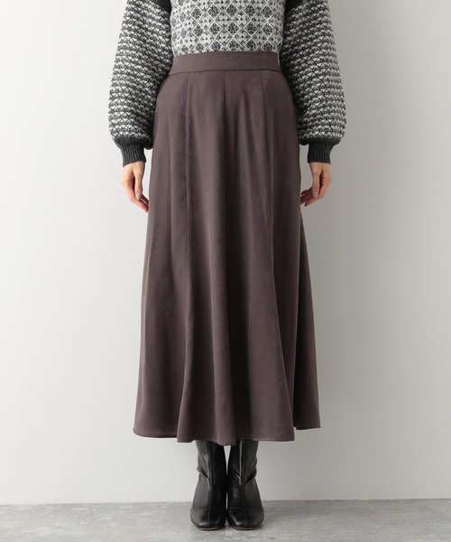 GLOBAL WORK（グローバルワーク）の「ビンテージサテンフレアスカート/257150（スカート・レディース・ブラック/その他/ダークグレー/ブルー系その他6・FREE）」の12枚目の写真